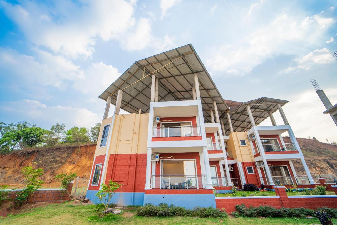 Vrindavan Resort Mahabaleshwar Exterior photo